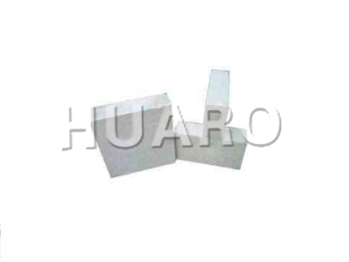 高(gāo)鋁輕質耐火(huǒ)磚